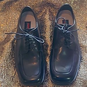 Mens leather dress shoes